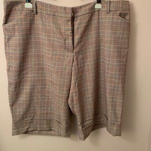 Plaid bermuda shorts